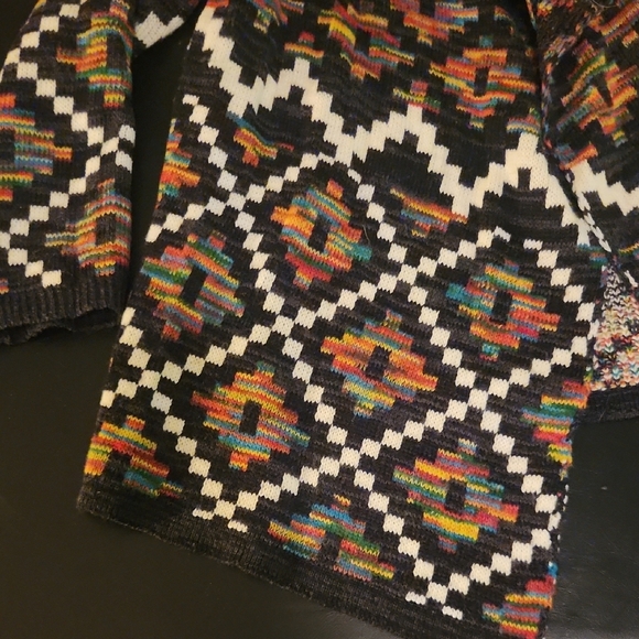 Intro Multicolor Geometric Women's Cardigan - Picture 6 of 11